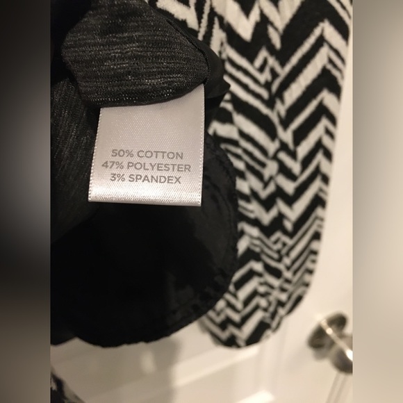 Avenue Black & White Blazer, NWT, Sz 18/20 - Picture 4 of 5